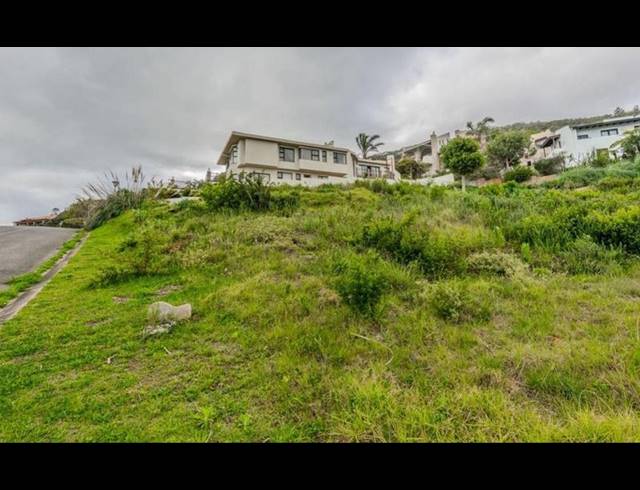 LAND FOR SALE IN OUTENIQUA STRAND